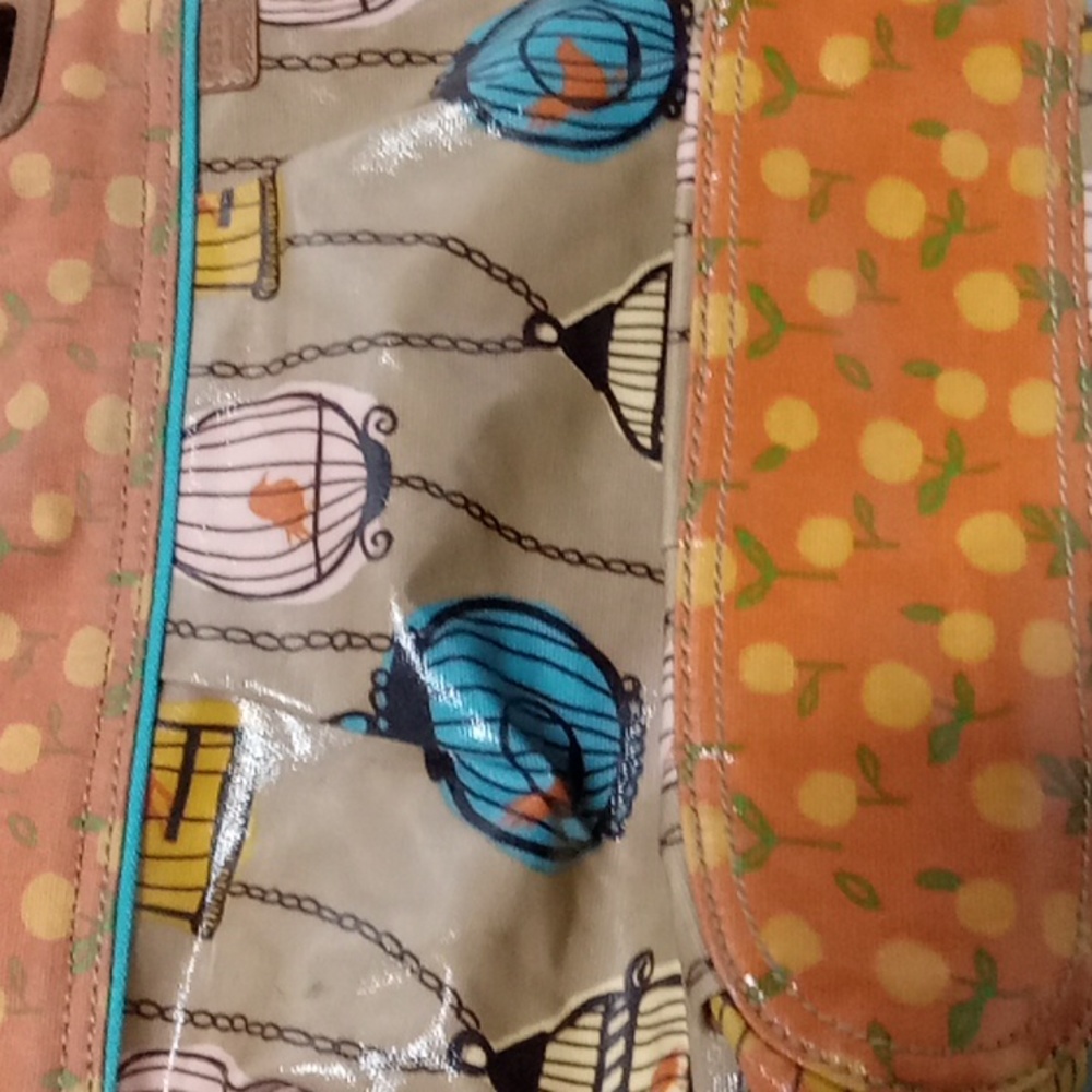 Handbag - Picture 5 of 6
